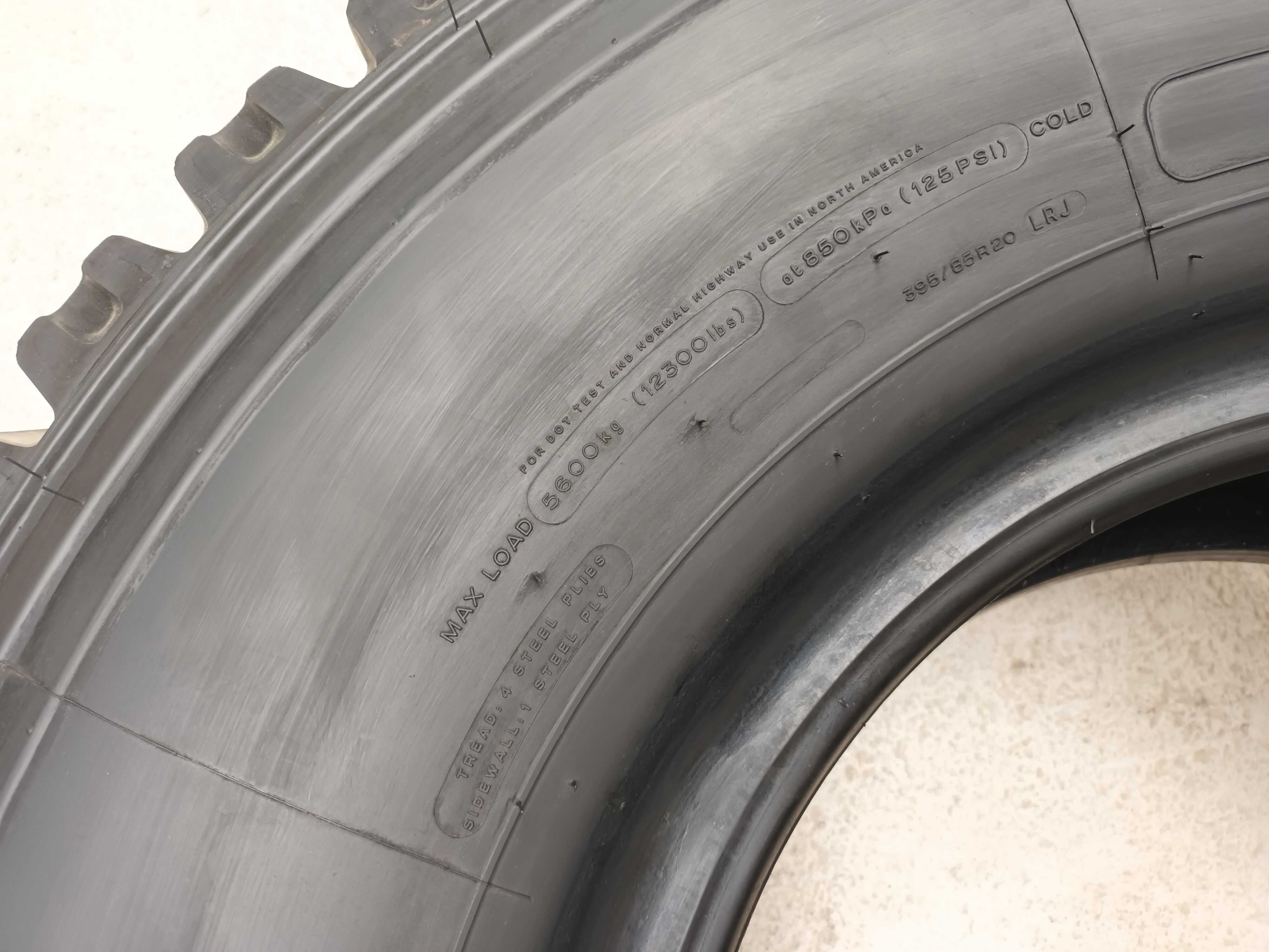1 тежкотоварна гума R20 395/85 Michelin XZL 2 168K 164L M+S
