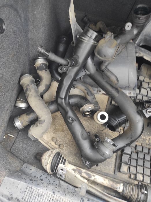 Дросел дроселова клапа за голф 5 Туран Сеат Шкода 1.9 105 кс