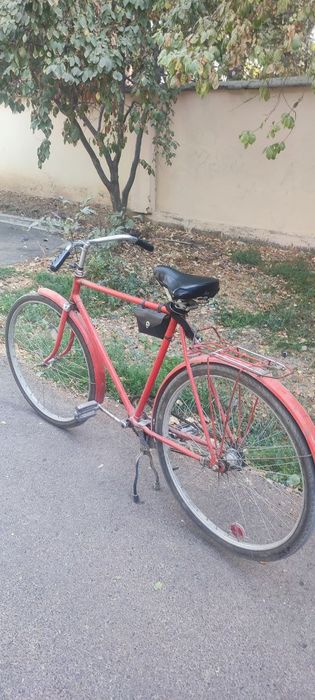 Ural velosiped sotiladi