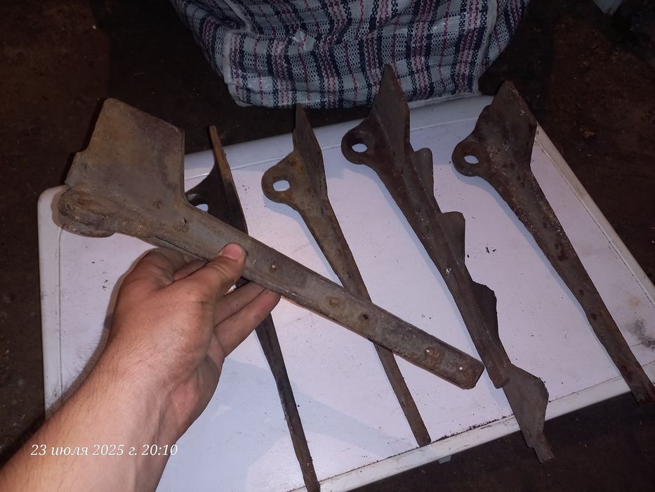 Продам пятку на сенокосилку.