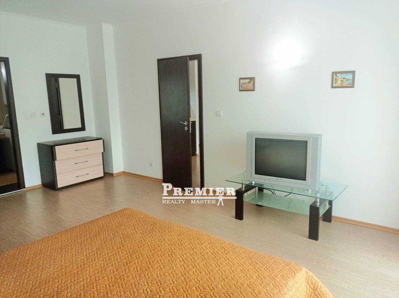 Продава се Двустаен апартамент в к.к. Слънчев бряг - 86 кв.м за 1105 €/кв.м - Снимка #7