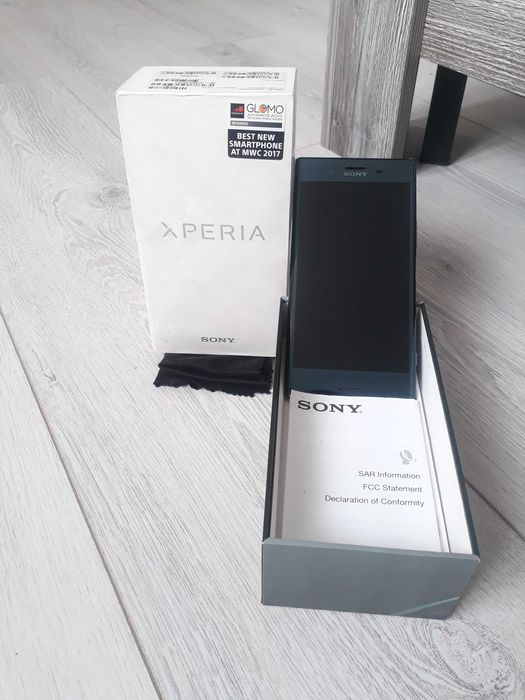 Sony Xperia XZ Premium срочно