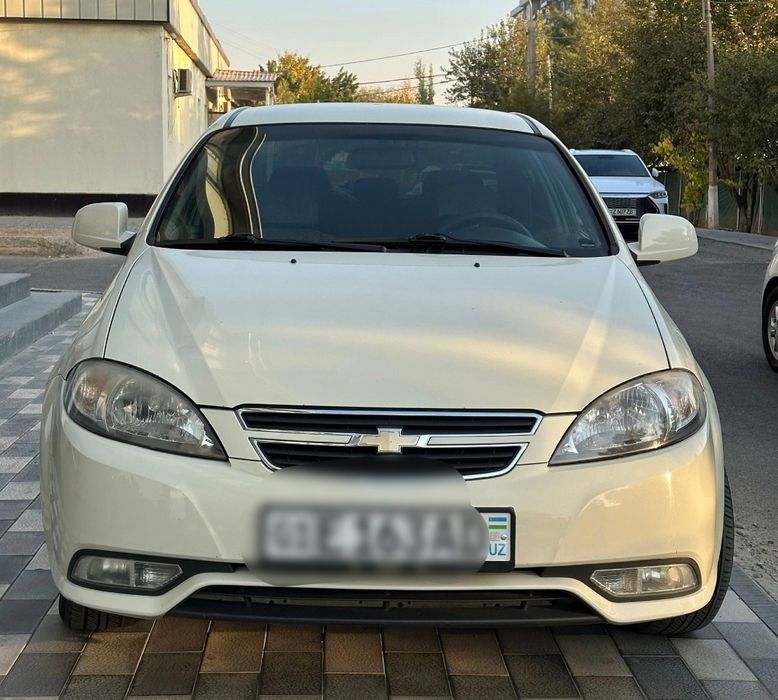 Gentra MT 2014 тоза, не крашенный