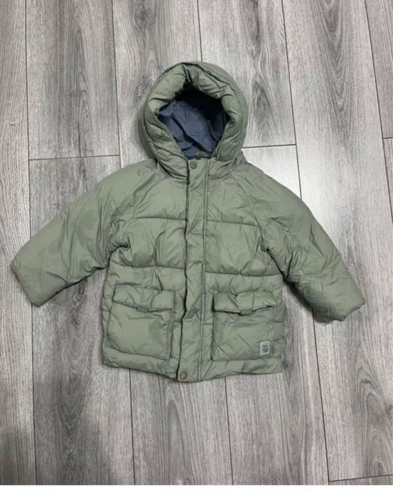 Продам детскую  куртку Zara