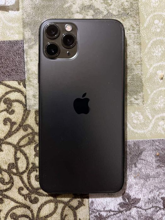 Iphone 11proholati ideyal