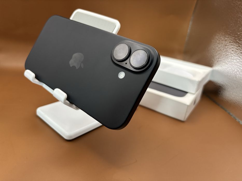 iPhone 16 Black 128GB impecabil