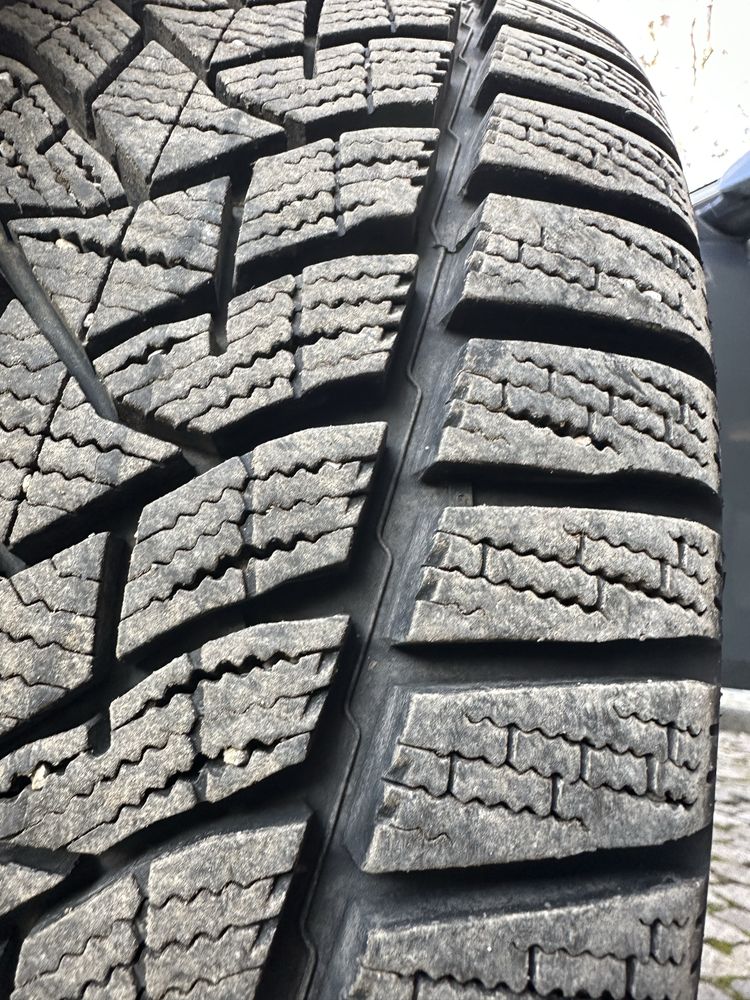 Зимни гуми Dunlop Winter Sport 5 17” 225/50 17 Dot 22