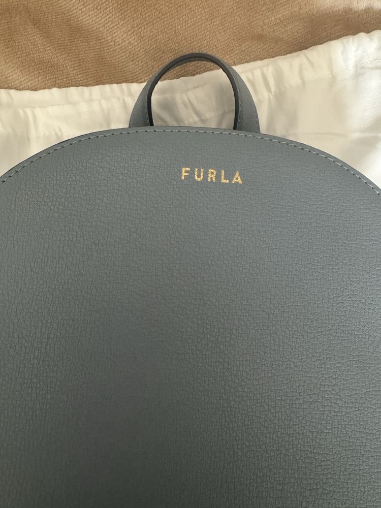 FURLA оригинална раница естествена кожа