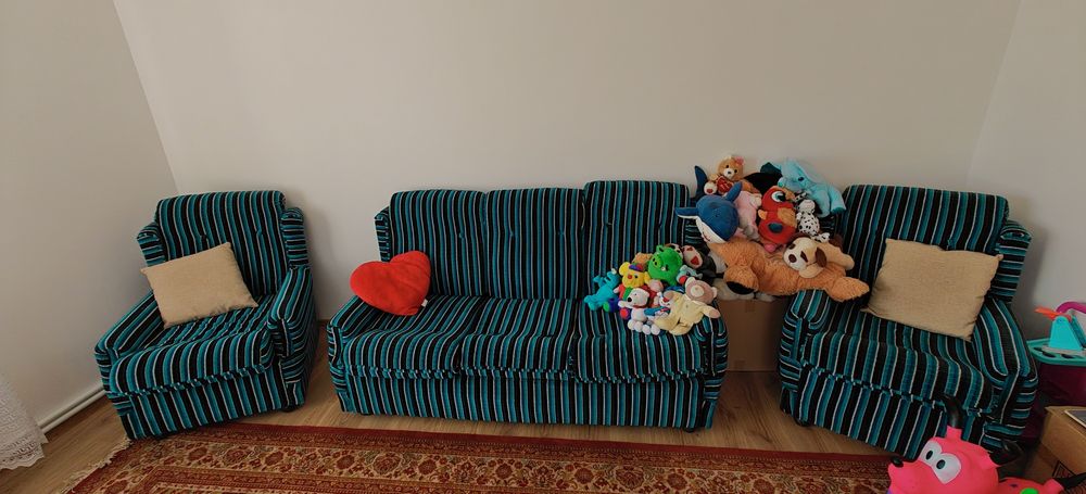 Canapea cu 2 fotolii