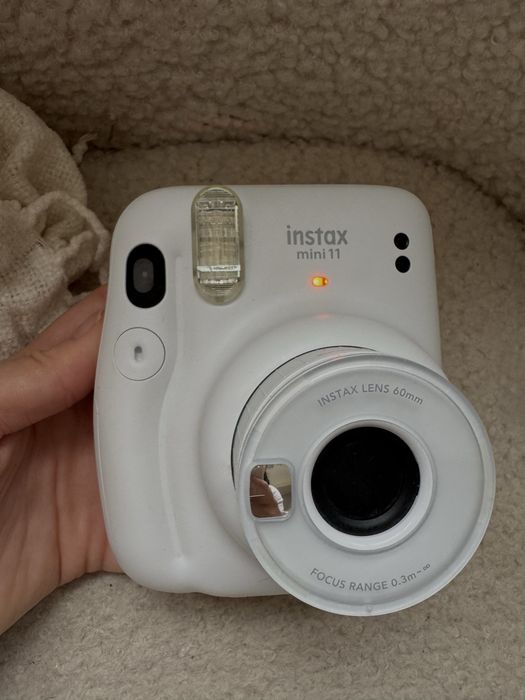 Инстантен фотоапарат Fujifilm Instax mini 11