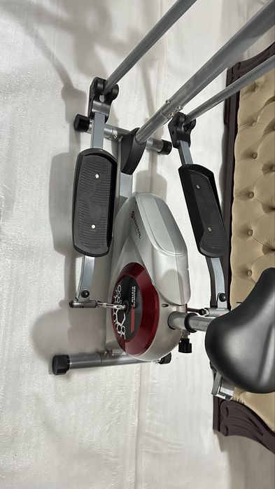 Велотренажер почти новый