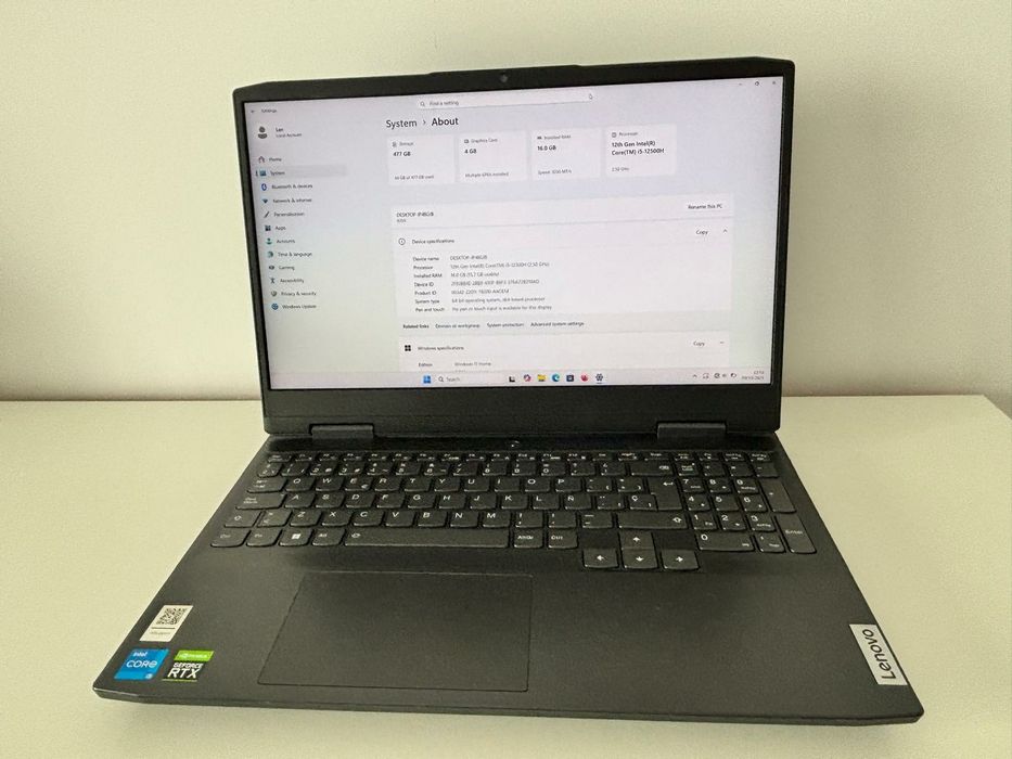 Vand laptop Lenovo Ideapad Gaming 3
