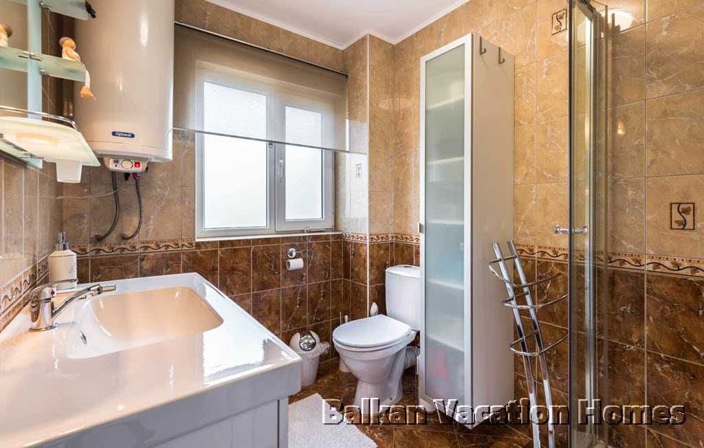 Продава се Къща в к.к. Албена - 185 кв.м за 1346 €/кв.м - Снимка #17