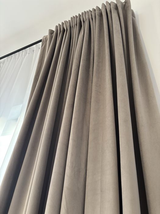 Draperii noi, neutilizate