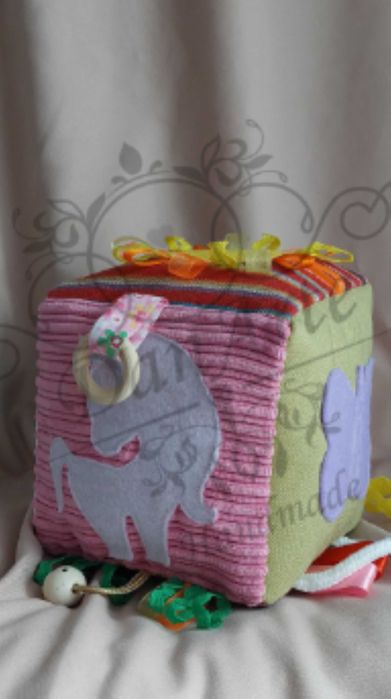 Занимателно кубче за игра