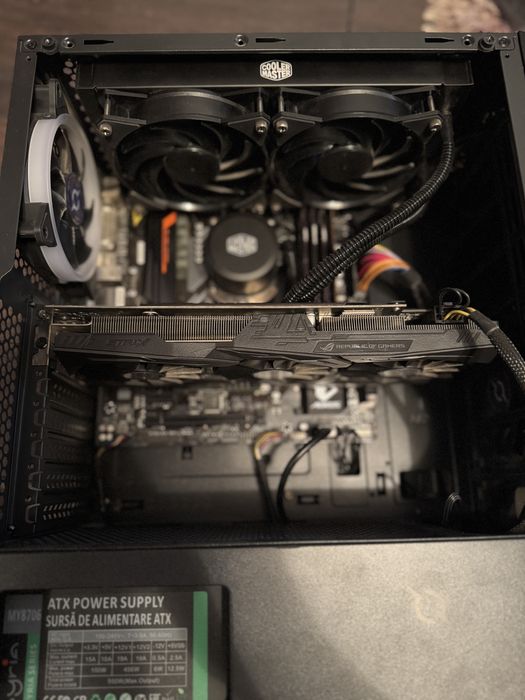 Vand pc medium gaming usor negociabil