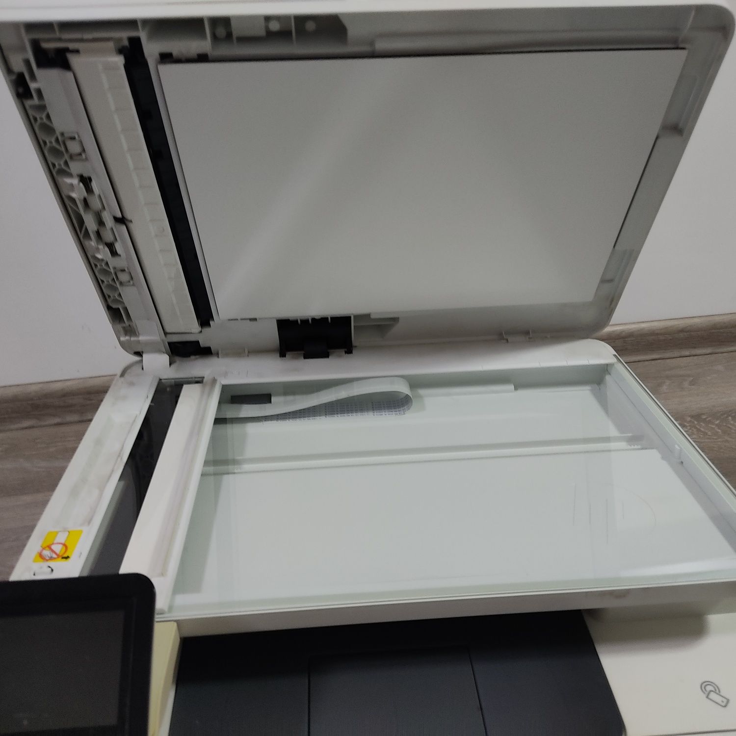 МФУ HP Color Laserjet PRO MFP M277dw