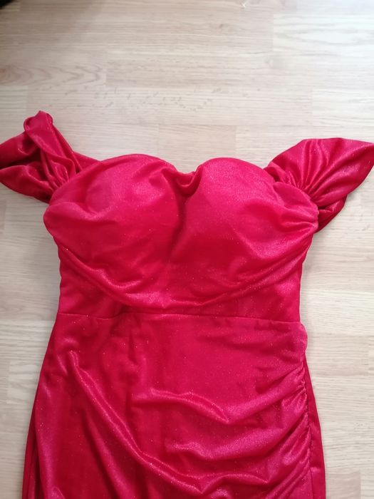 Vând rochie mărime 42/xl