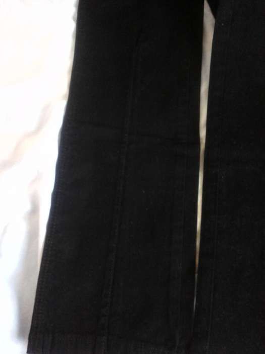 Pantaloni culoare negru intens Noi