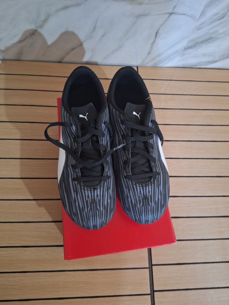 Обувки за футбол Puma 36