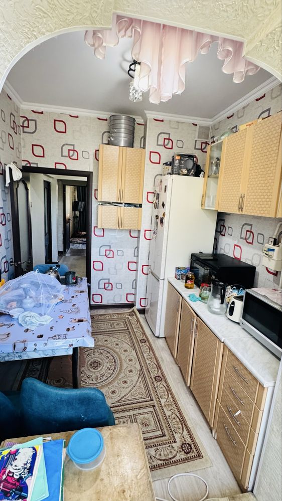10 мкр 24 дом Продам квартиру