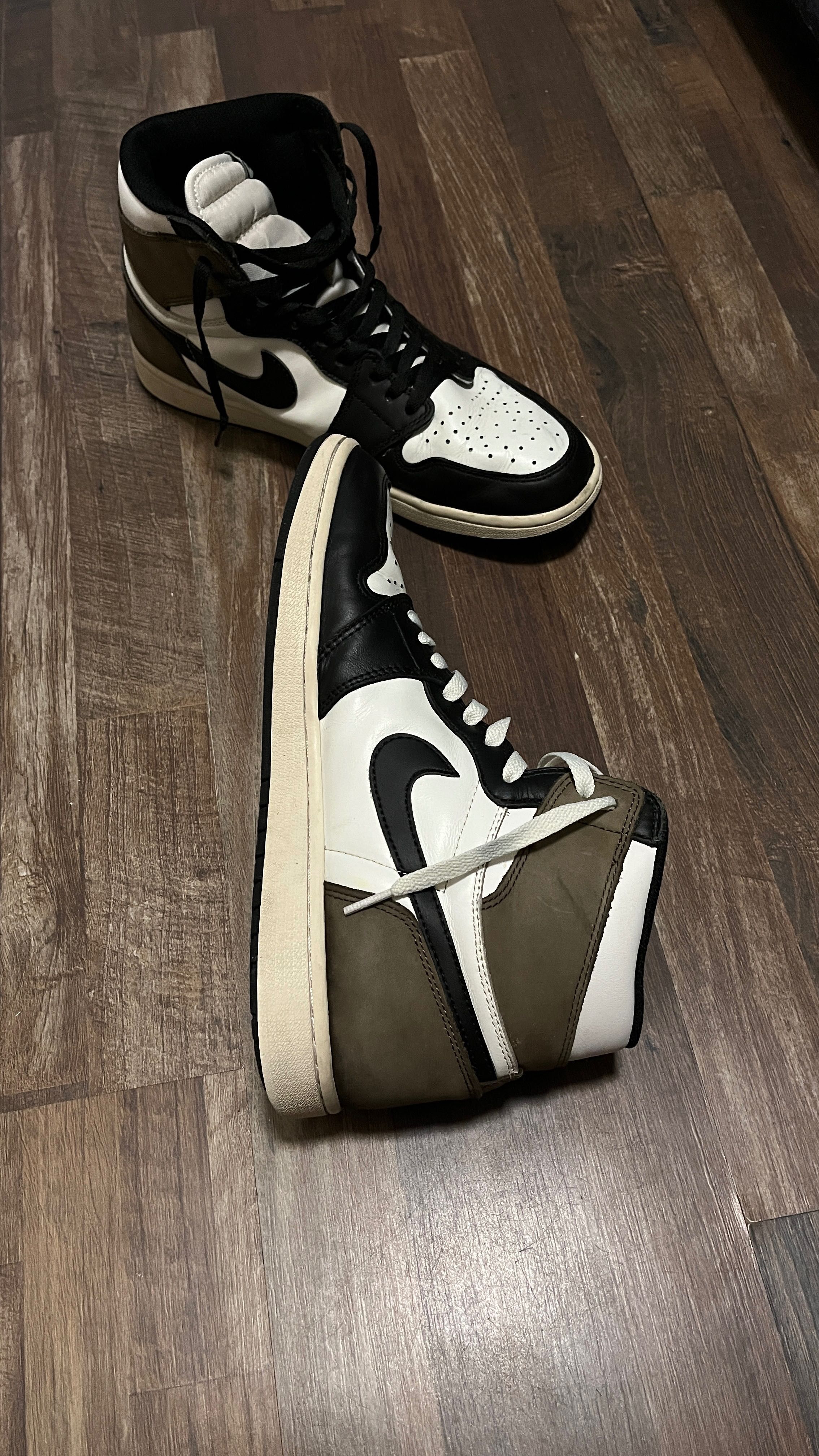 Nike Air Jordan 1 High Dark Mocha