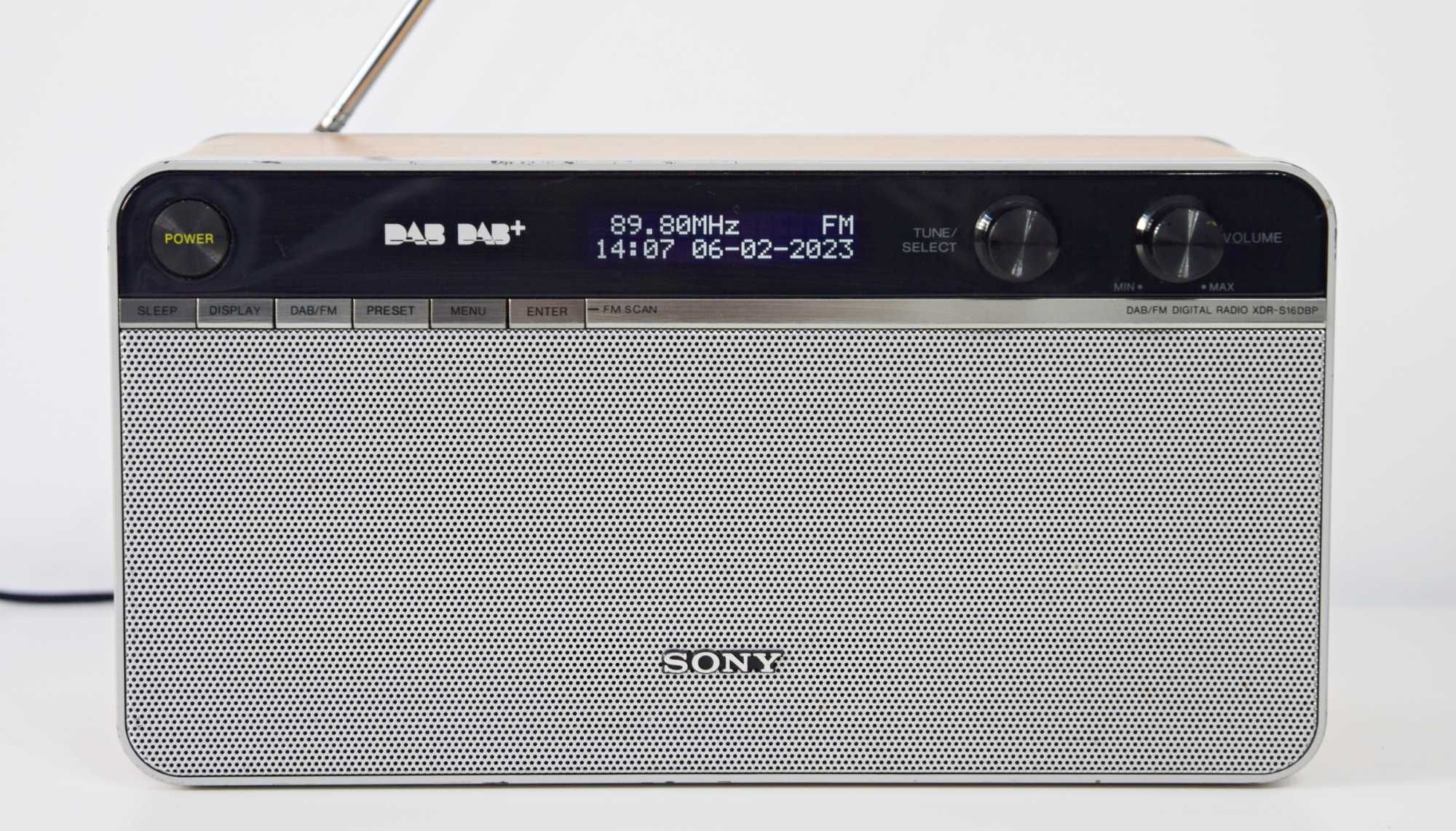 Radio Sony XDRS16DBP, Digital DAB radio cu ceas, boxa