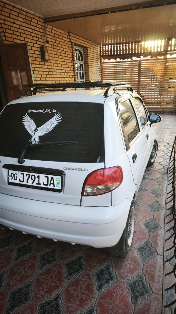 Matiz sotiladi pol luks