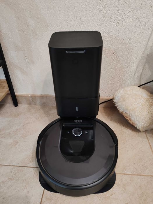 Продавам прахосмукачка и подочистачка робот