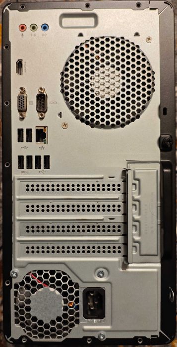 Продавам настолен компютър HP 290 G2 MT Business PC