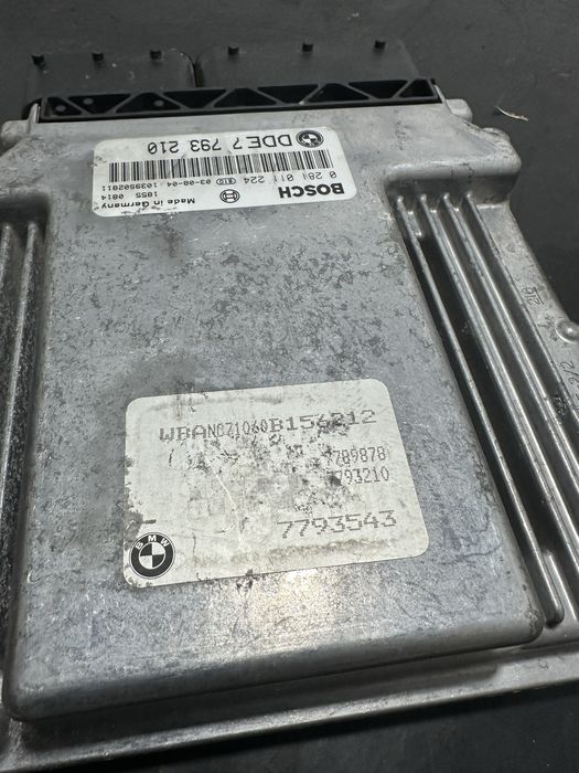 Calculator ecu motor BMW Seria 5 E60 E61 530d 7793210 | 3.0 M57