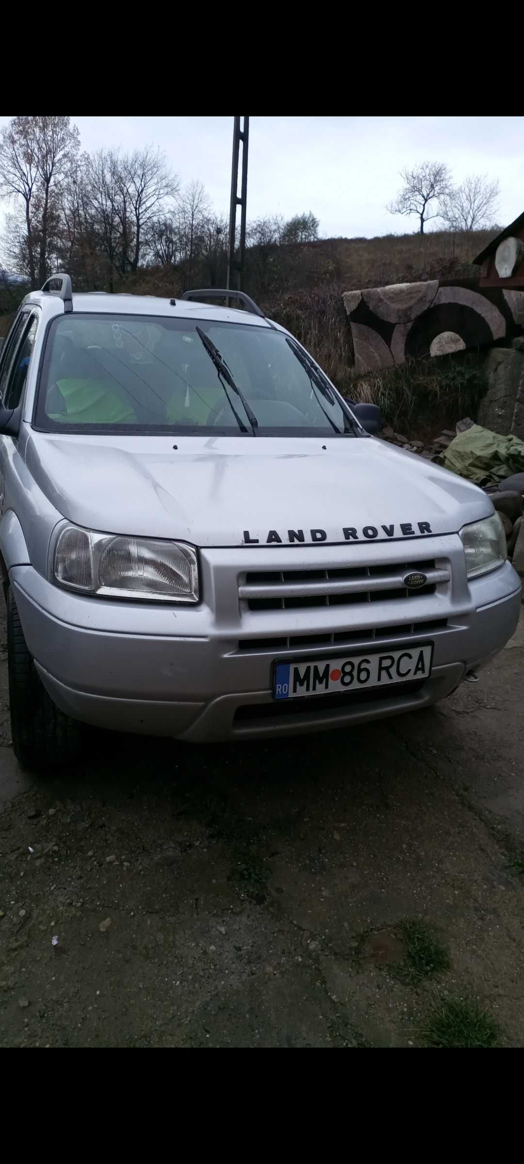 Vănd Land Rover .