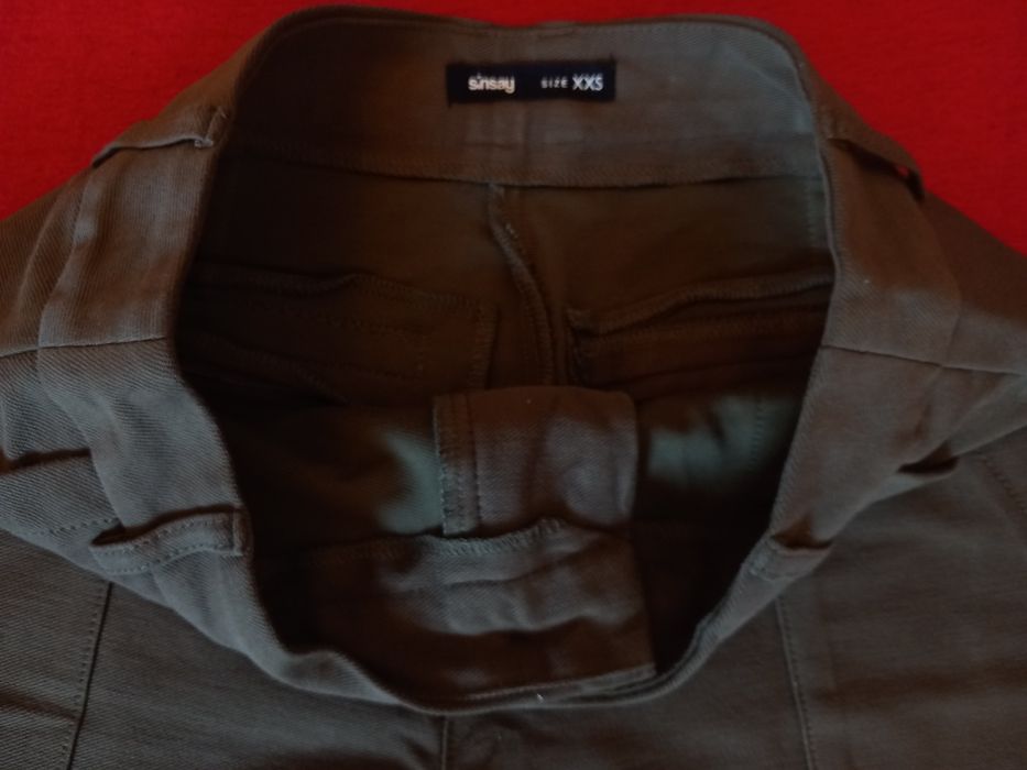 Pantaloni Sinsay 34