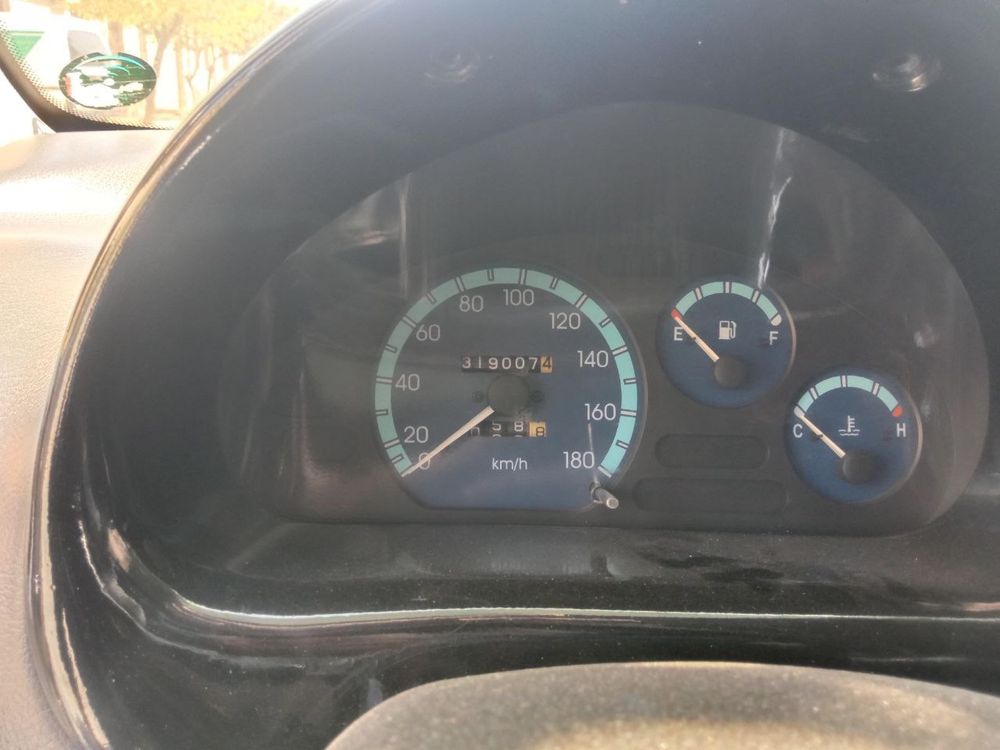 Matiz 2010-yil. Kraska kapot. Orqa bagajda bor.