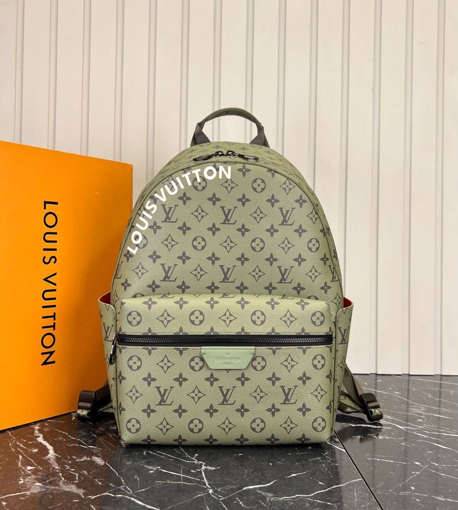 Colectia noua geanta voiaj ghiozdan Louis Vuitton