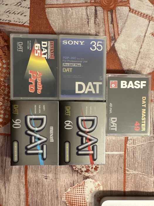 5 casete DAT noi - Maxell, BASF, Sony