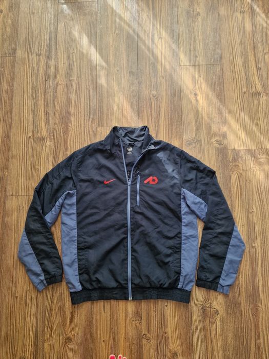Страхотно мъжко яке горнище NIKE  размер M