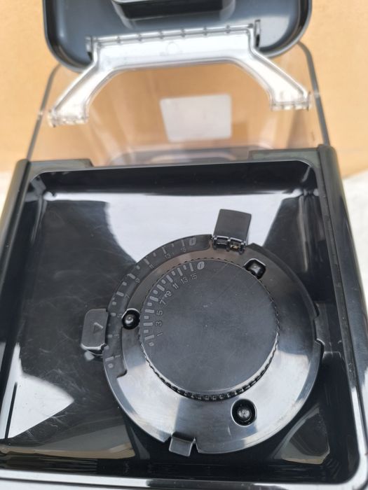 Кафе автомат Taurus Accento Latte 20 бара , сензорен дисплей