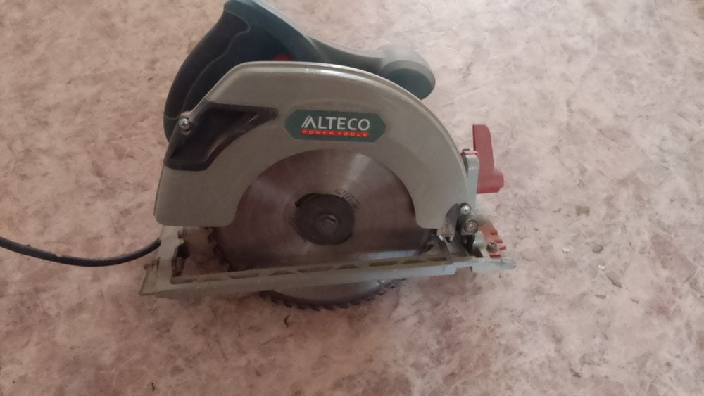 Пила электрический