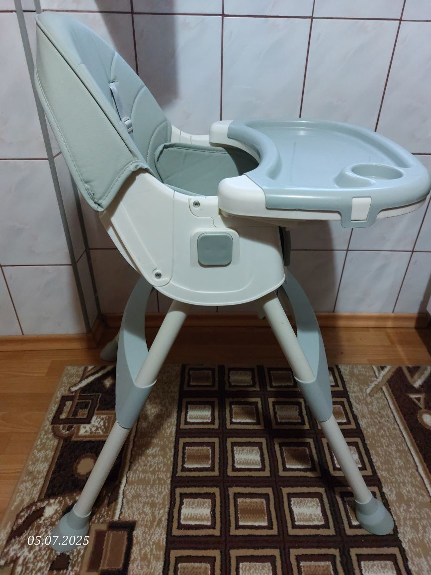 Scaun de masa 4 in 1 pliabil