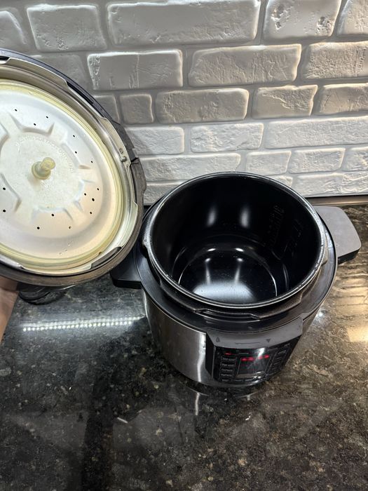 Мултикукър - PHILIPS all in one