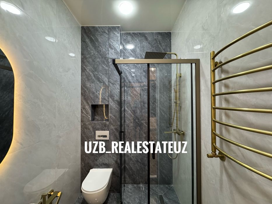 Ор-р: Центр Луначарский Продается Новый Евро Дом!!! 5.соток 500м2