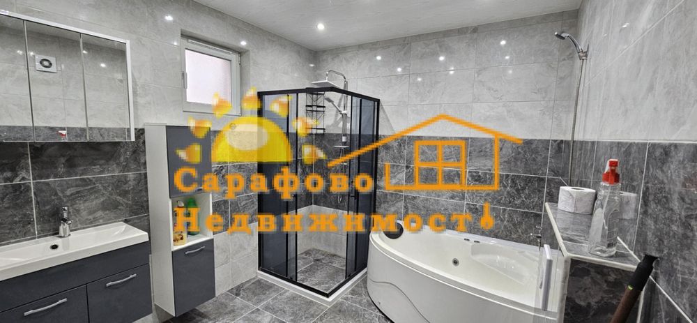 Дава се под наем Тристаен апартамент в Бургас, Сарафово - 110 кв.м за 663 € - Снимка #14