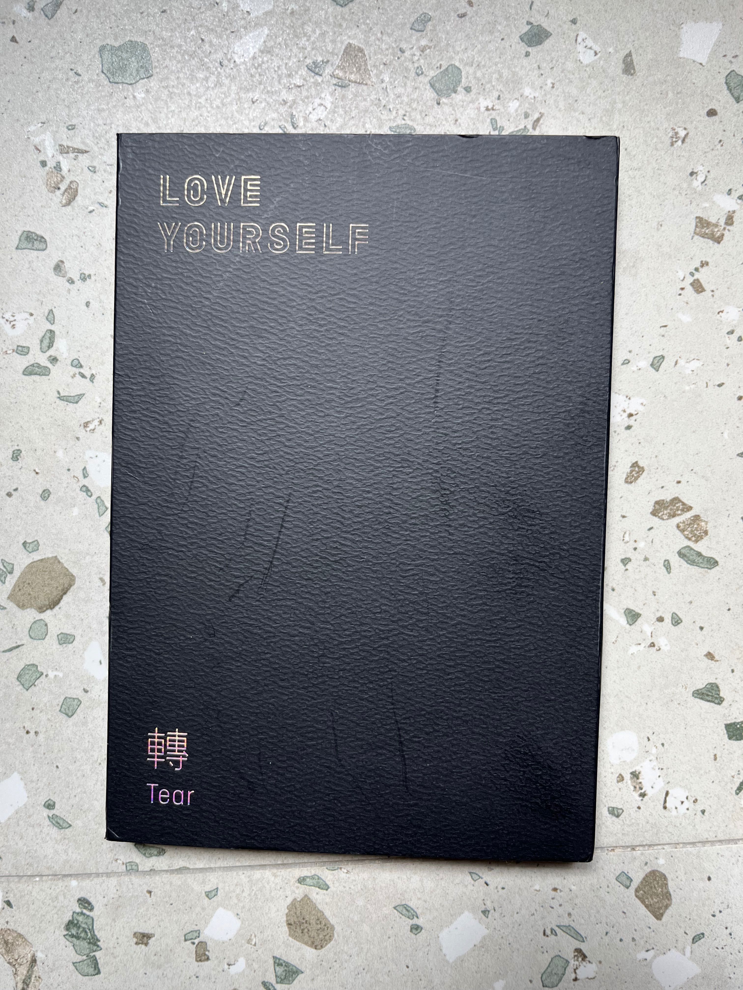 Album Kpop BTS Tear