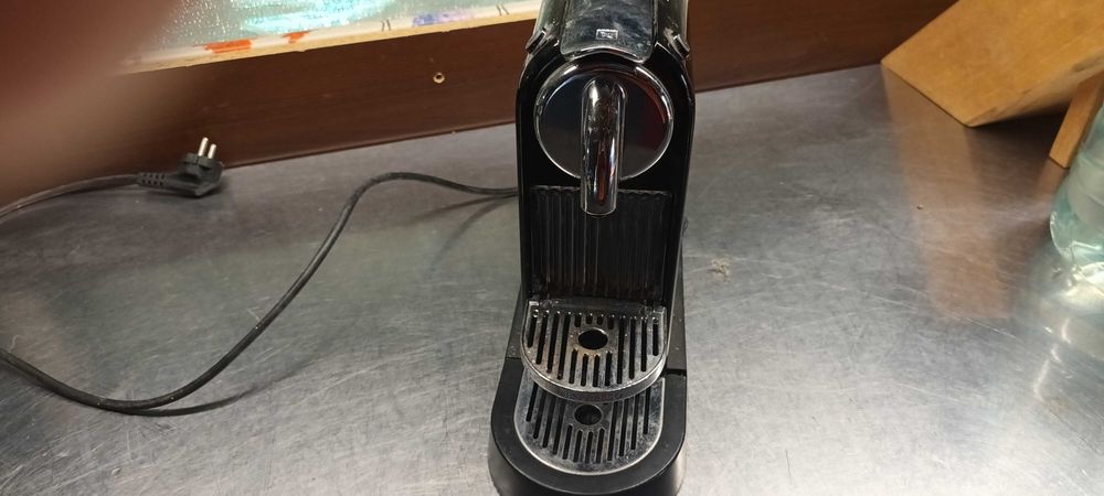 espresor expresor capsule delonghi, cititi descrierea