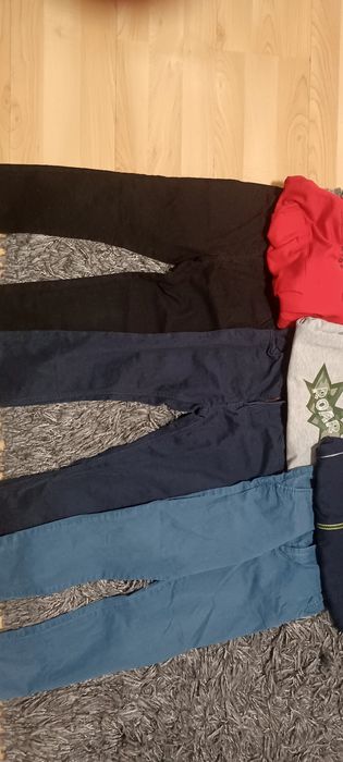 Lot haine baieti 6-7 ani