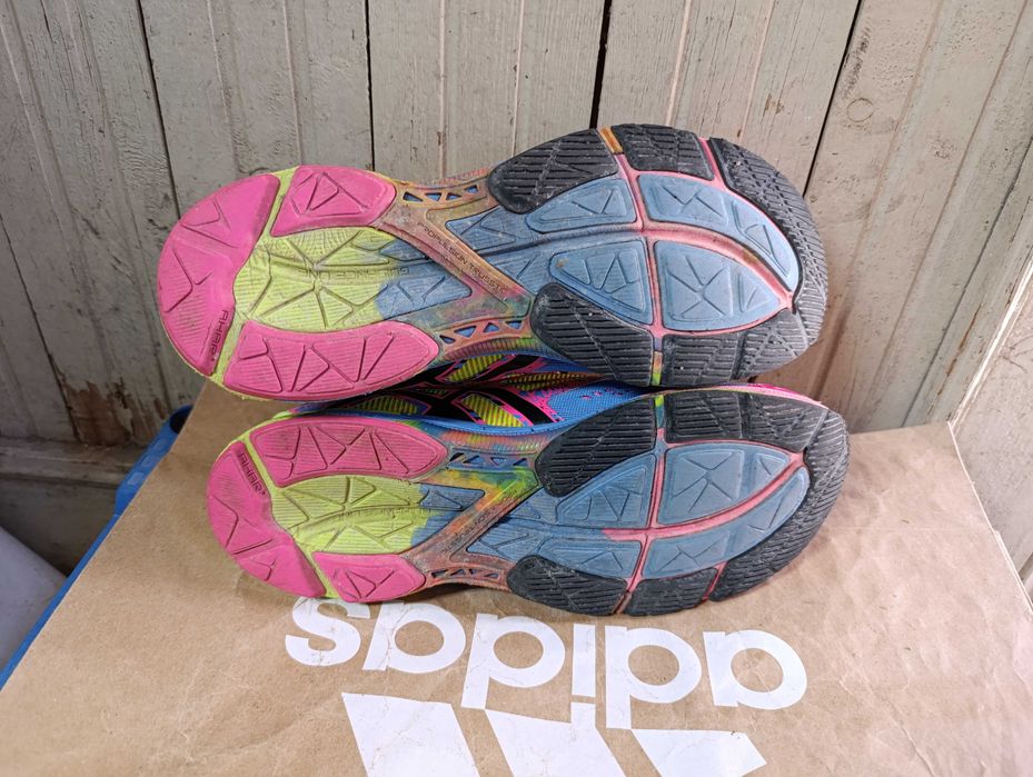 ''ASICS Gel Noosa Tri 10''оригинални маратонки 41.5 номер
