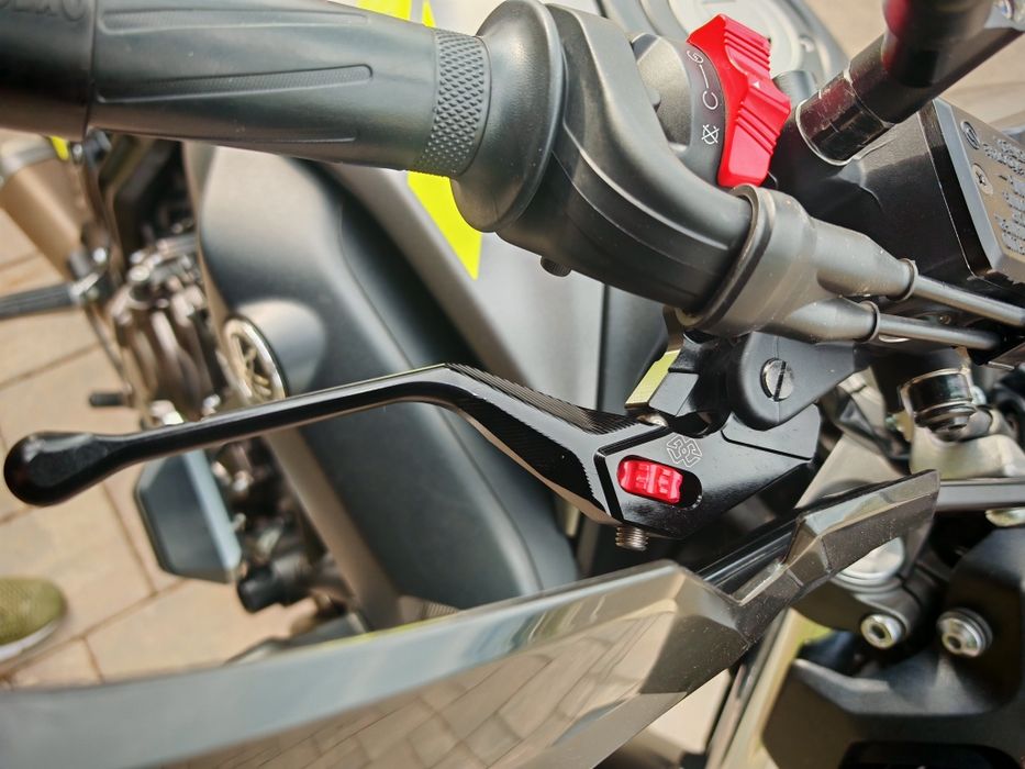 Vând motocicleta Yamaha mt07 model 2018 cu echipare Sw-motech
