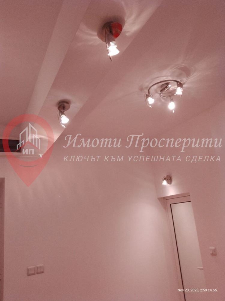 3-стаен в София-Център площ 70 цена 750