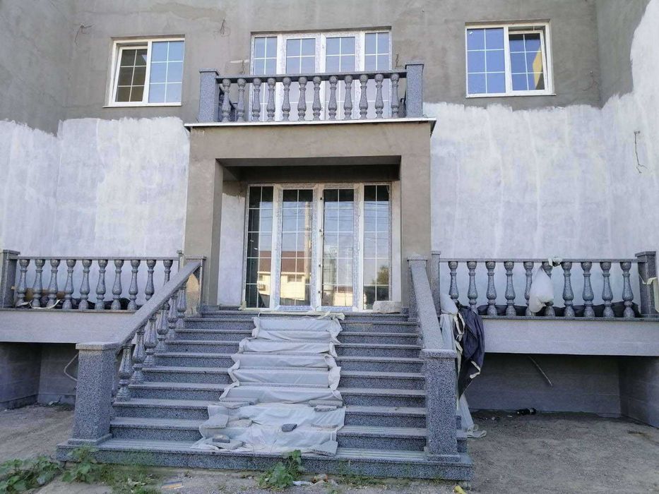 Balustrade de granit
